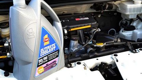 Jangan Isi Radiator Pakai Air Mineral