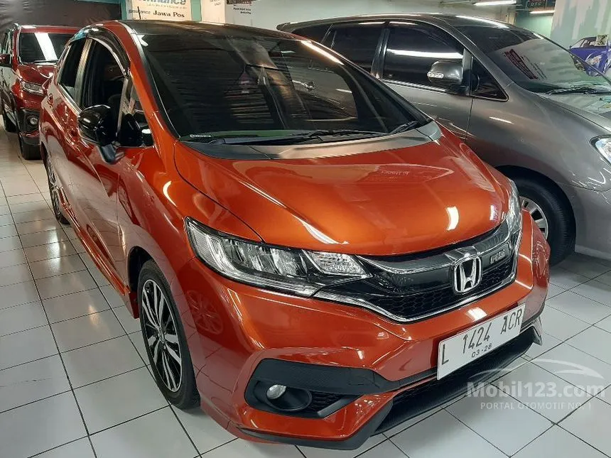 Jual Mobil Honda Jazz 2017 RS 1.5 di Jawa Timur Automatic Hatchback Orange Rp 255.000.000