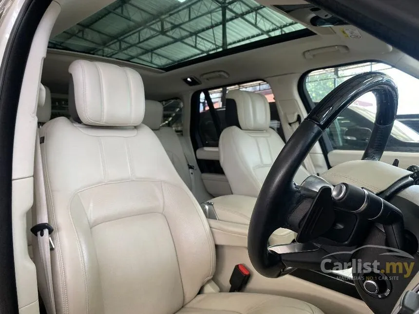 2019 Land Rover Range Rover P400 Vogue SE SUV