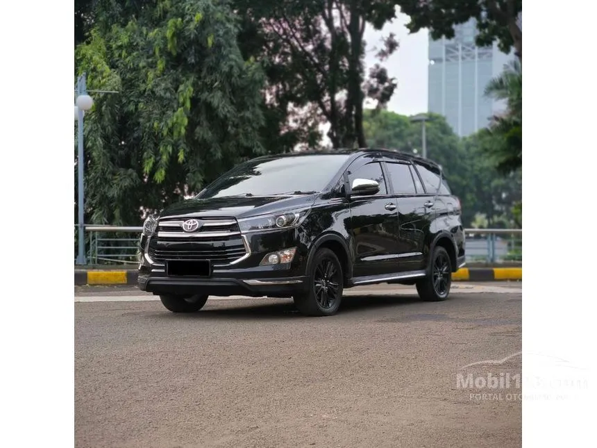 Jual Mobil Toyota Kijang Innova 2018 Venturer 2.4 di DKI Jakarta Automatic MPV Hitam Rp 370.000.000