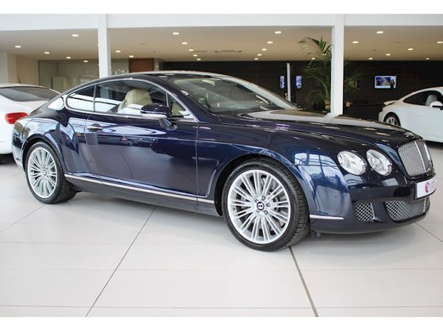 Ronaldo Lelang Bentley Koleksinya