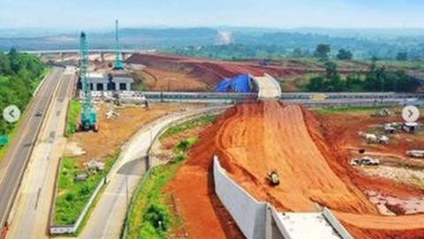 Pembangunan Jalan Tol Jakarta-Cikampek II Selatan Mulai Terlihat