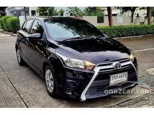 2017 Toyota YARIS 1.2 E Hatchback