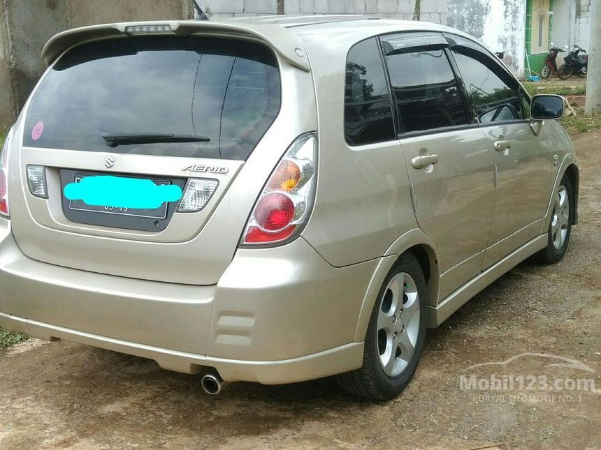 Jual Mobil Suzuki Aerio 2005  RH 1 5 di Jawa Barat Manual 