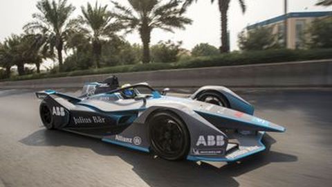 Heineken Sponsori Balap Mobil Listrik Formula E