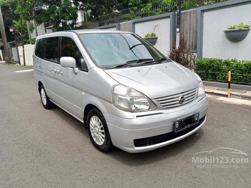 Nissan serena 2009