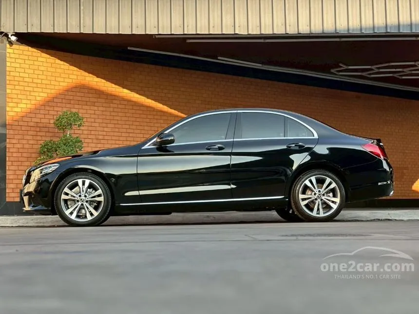 2020 Mercedes-Benz C220 d Avantgarde Sedan