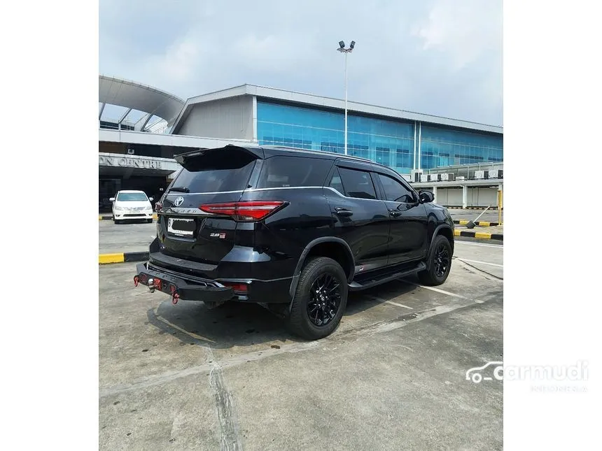 2022 Toyota Fortuner GR Sport 4X2 SUV