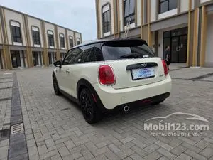 2017 MINI Cooper 1.5 3 Door Hatchback