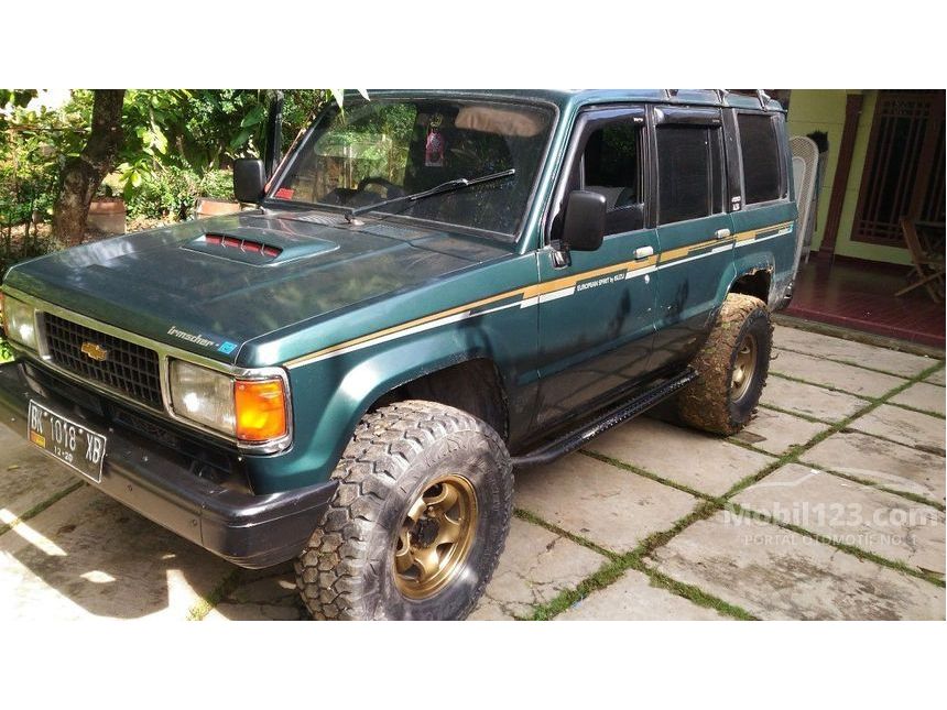 Jual Mobil Chevrolet Trooper 1991 2.3 Manual 2.3 di 