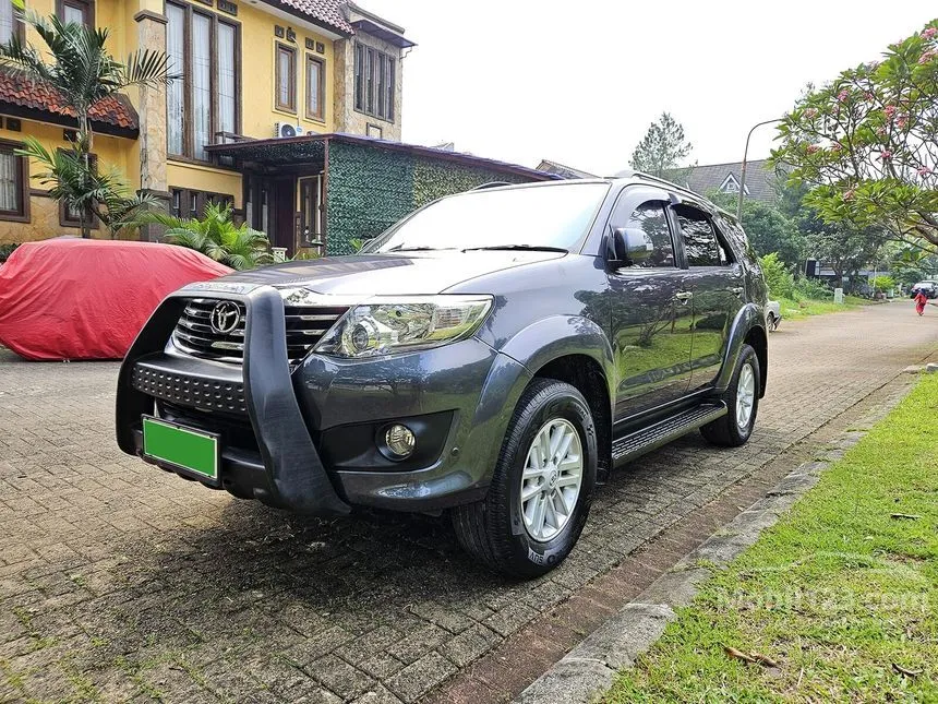 Jual Mobil Toyota Fortuner 2012 G 2.5 di Banten Manual SUV Abu