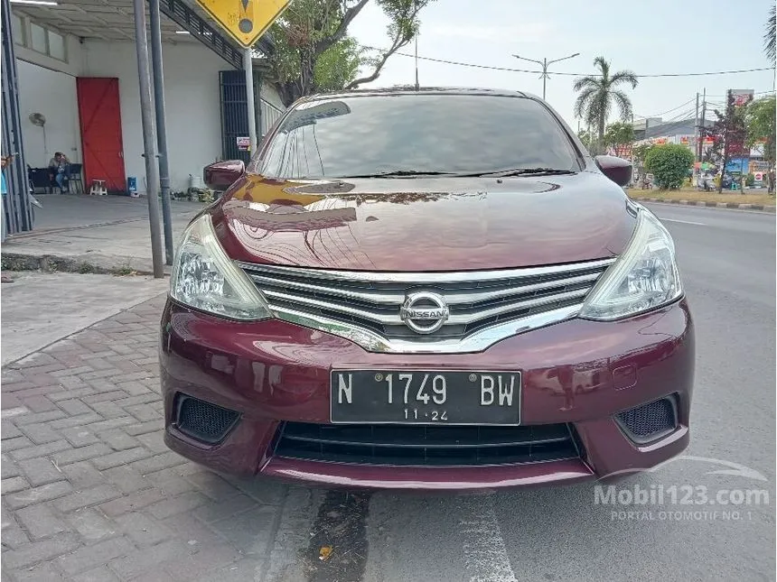 Jual Mobil Nissan Grand Livina 2013 SV 1.5 di Jawa Timur Automatic MPV Marun Rp 110.000.000