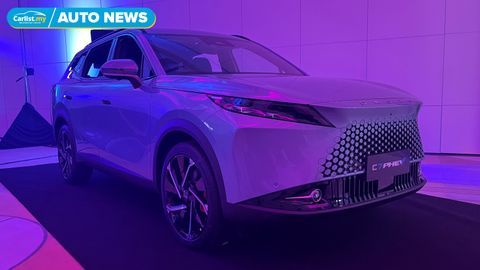 Omoda C7 PHEV previewed in Malaysia for the first time at KL Fashion Week 2026, 1.5T, 18.3 kWh, 1.250 km range
