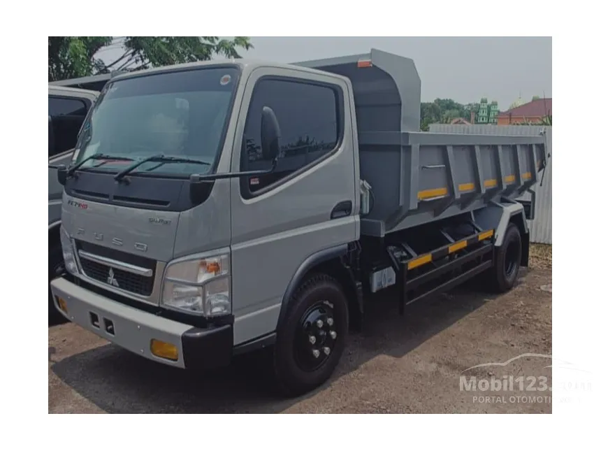 Jual Mobil Mitsubishi Canter 2025 FE 74 HD 3.9 di Jawa Barat Manual Trucks Abu