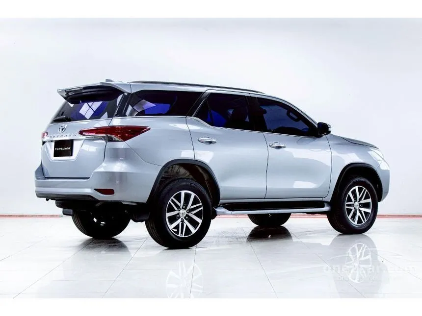 2017 Toyota FORTUNER V SUV