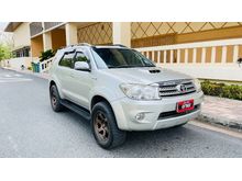 2005 Toyota Fortuner 3.0 (ปี 04-08) V 4WD SUV