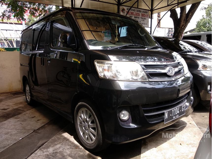 Jual Mobil Daihatsu Luxio  2013 X Prestige 1 5 di Jawa 