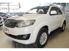 2012 Toyota Fortuner 3.0 (ปี 12-15) V SUV AT