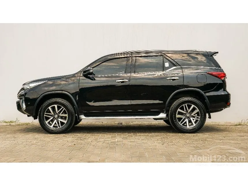 2020 Toyota Fortuner VRZ 4X2 SUV