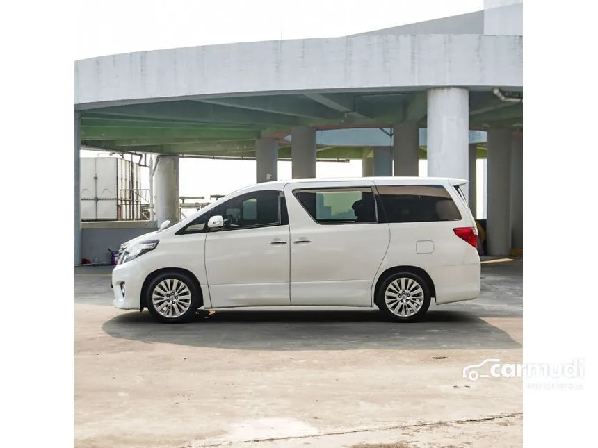 2014 Toyota Alphard S MPV