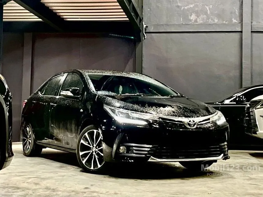 Jual Mobil Toyota Corolla Altis 2018 V 1.8 di DKI Jakarta Automatic Sedan Hitam Rp 245.000.000
