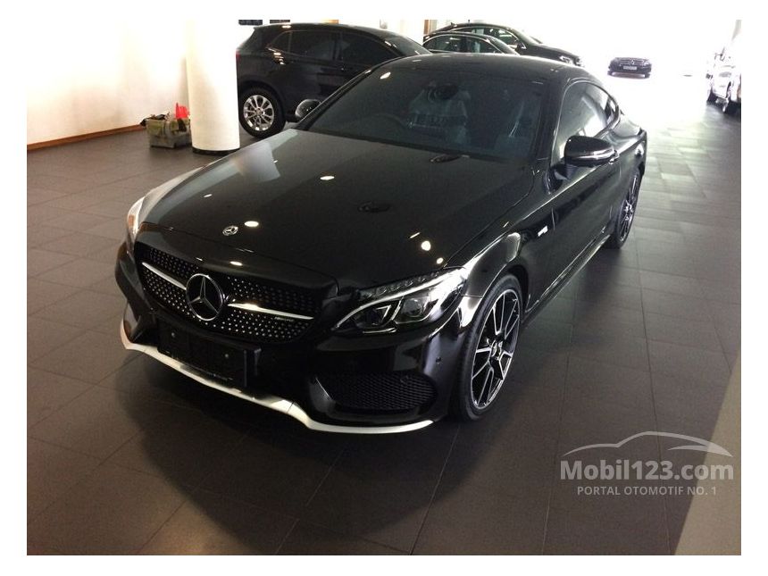 Jual Mobil Mercedes-Benz C43 AMG 2018 AMG 4Matic 3.0 di 