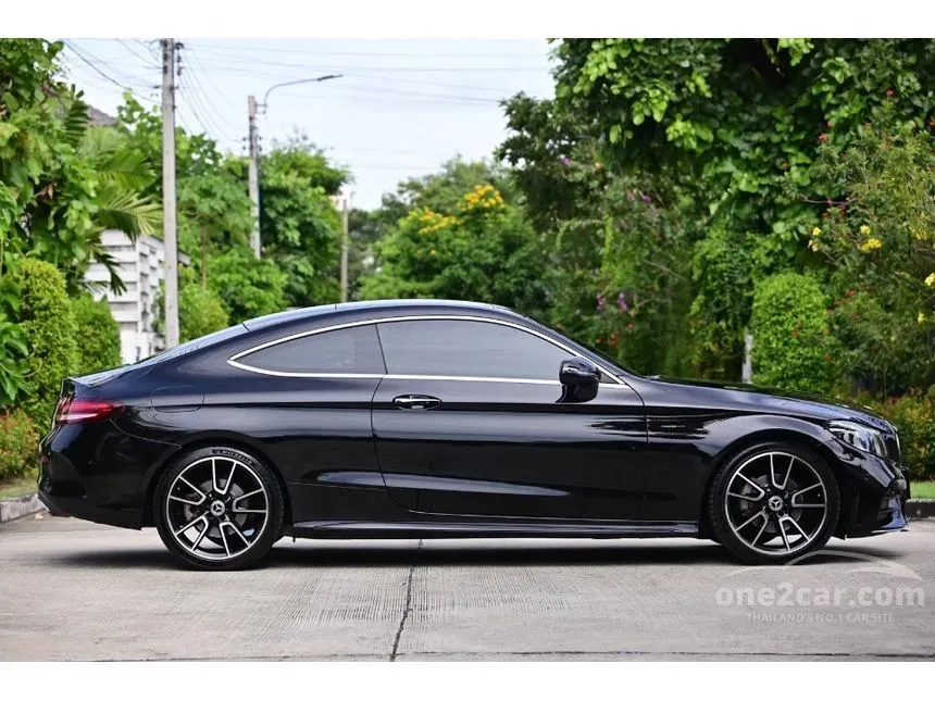 2022 Mercedes-Benz C200 AMG Dynamic Coupe