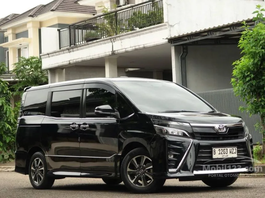 Jual Mobil Toyota Voxy 2018 2.0 di DKI Jakarta Automatic Wagon Hitam Rp 300.000.000