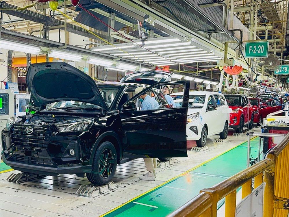 Rencana Peluncuran Mobil-Mobil Baru Ditunda karena Konflik Politik di Indonesia