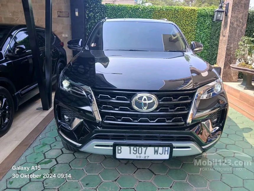 Jual Mobil Toyota Fortuner 2022 VRZ 2.8 di DKI Jakarta Automatic SUV Hitam Rp 485.000.000