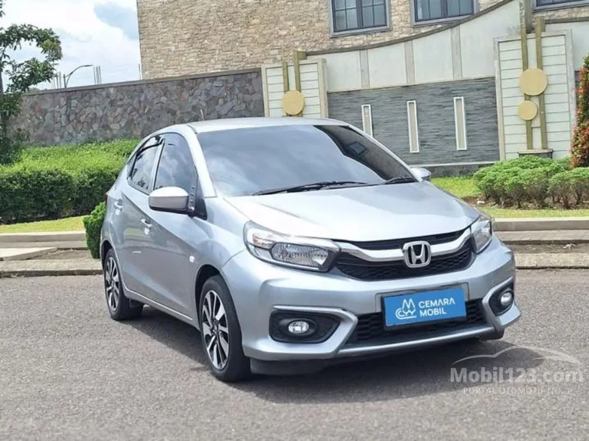 Jual Mobil Honda Brio 2021 Satya E 1.2 di Jawa Barat Automatic Hatchback Silver Rp 162.000.000
