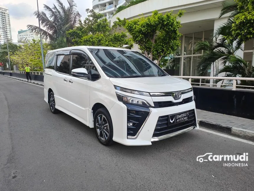 Jual Mobil Toyota Voxy 2018 2.0 di DKI Jakarta Automatic Wagon Putih Rp 325.000.000
