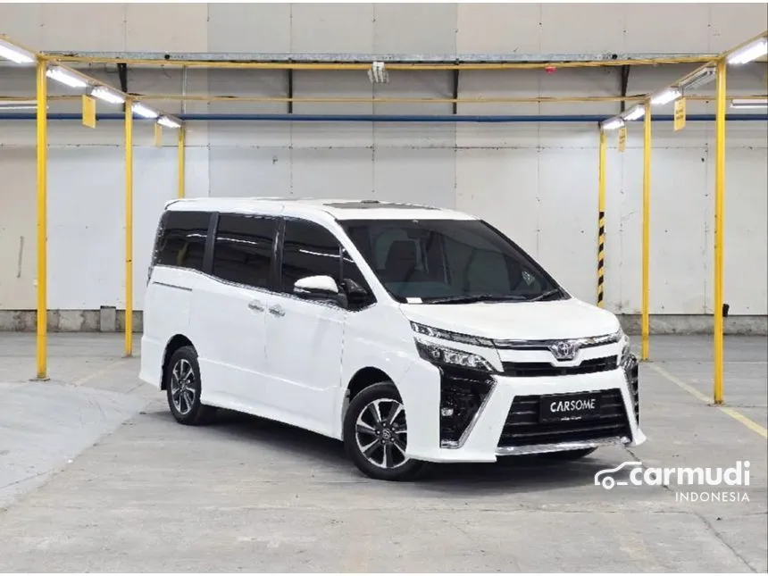 2020 Toyota Voxy MPV