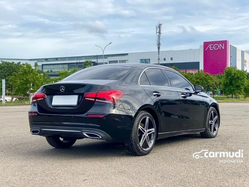2022 Mercedes-Benz A200 progressive line Sedan