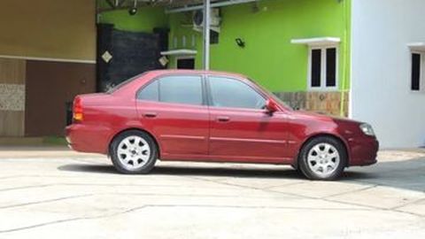 Mobil Bekas Tahun 2000-an dengan Harga Kurang dari Rp50 Juta-an, Banyak Sedannya