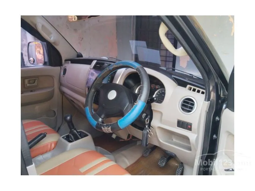 2010 Suzuki APV ARENA GL Van