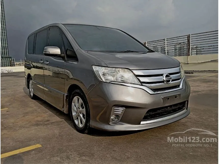 Jual Mobil Nissan Serena 2013 Highway Star 2.0 di DKI Jakarta Automatic MPV Abu