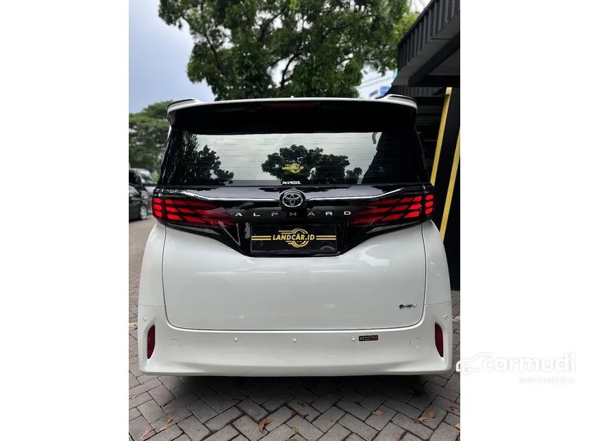 2023 Toyota Alphard HEV MPV