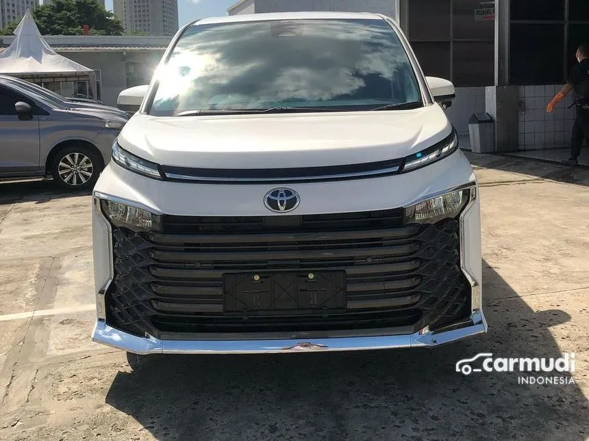 Jual Mobil Toyota Voxy 2024 2.0 di DKI Jakarta Automatic Van Wagon Putih Rp 590.800.000