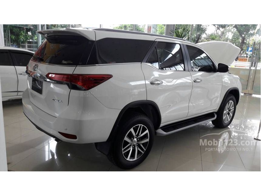 untuk bunga kredit mobil paling rendah 2018 Mobil 2.4 di VRZ DKI Jakarta Jual Fortuner Toyota