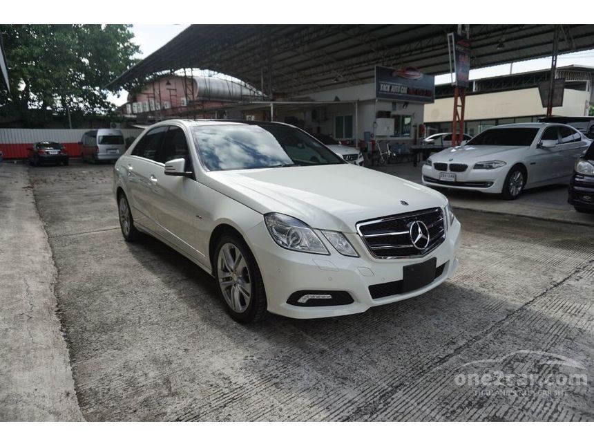 2016 Mercedes-Benz E250 Avantgarde CGI BlueEFFICIENCY Sedan