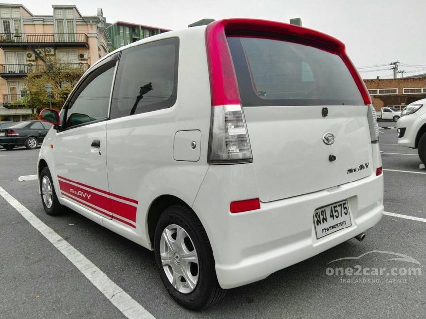 Daihatsu mira 2011