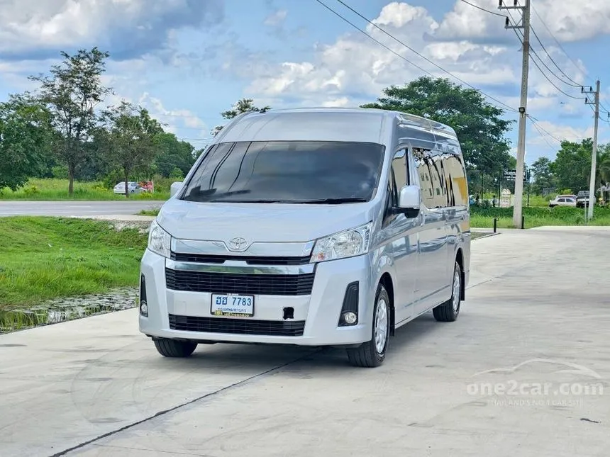 2019 Toyota Commuter Van