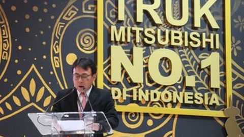 Mitsubishi Fuso Yakinkan Siswa SMK Soal Ketangguhan Mesin Diesel