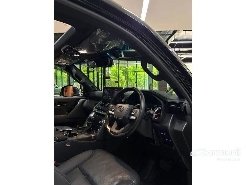 2024 Toyota Land Cruiser 300 VX-R SUV