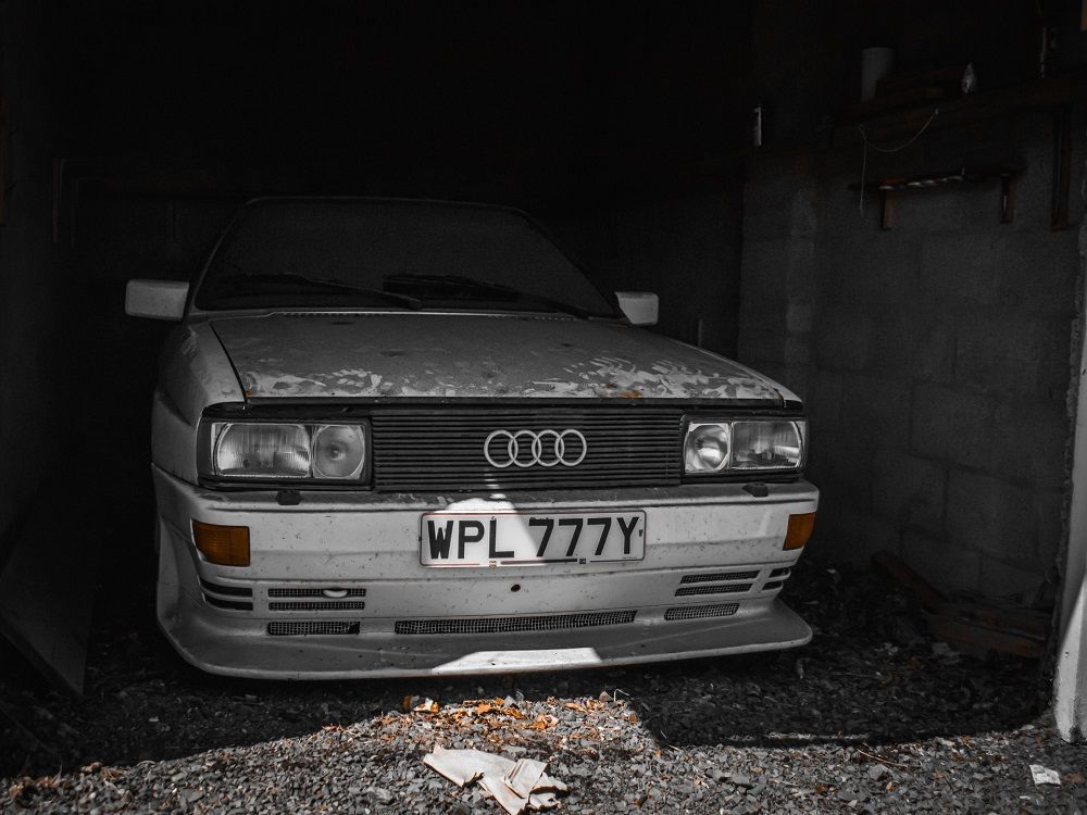 Baru Jalan 93 Ribu Km, Sedan Mewah Audi Ini Mangkrak Selama 30 Tahun