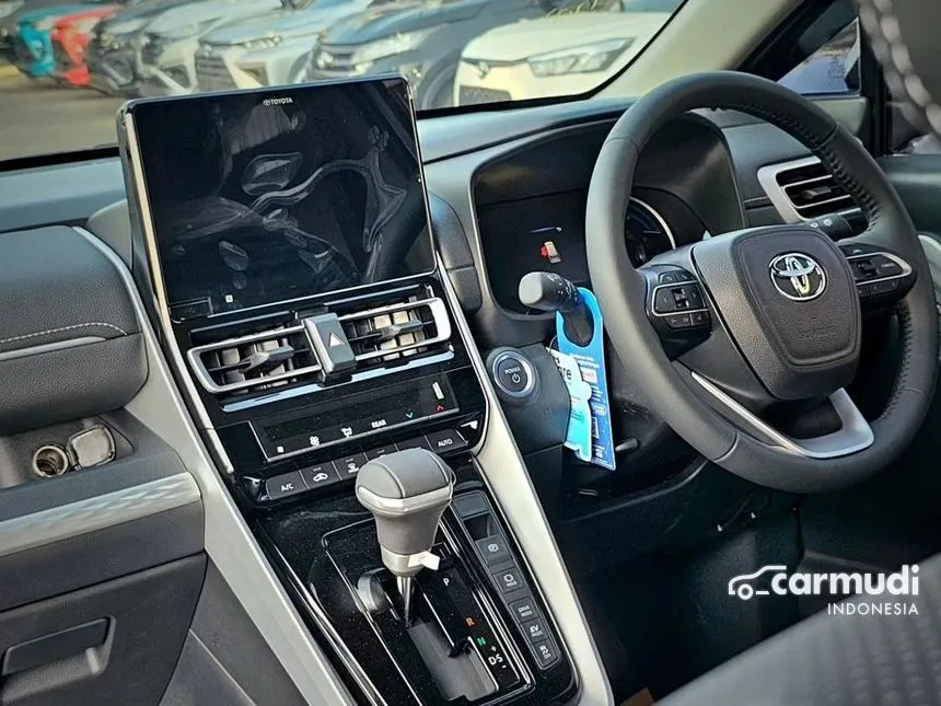 2025 Toyota Kijang Innova Zenix Q HV TSS ( Premium Color) MPV