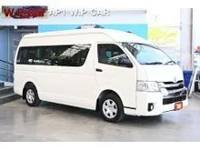 2017 Toyota HIACE 3.0 Commuter (ปี 05-19) D4D Van
