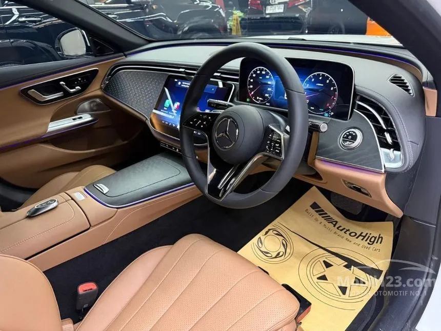 2025 Mercedes-Benz E200 Exclusive Line Sedan