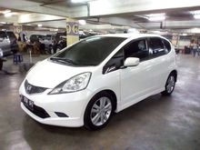 2009 Honda Jazz RS Automatic Putih Mutiara Pajak Panjang Low KM Mulus Sekali Tdp 8 Juta
